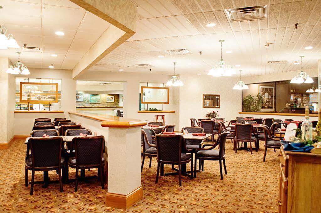 Fern Valley Hotel And Conference Center 路易斯威尔 外观 照片