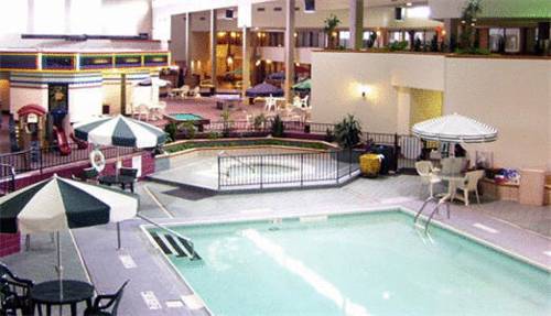 Fern Valley Hotel And Conference Center 路易斯威尔 设施 照片