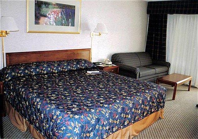 Fern Valley Hotel And Conference Center 路易斯威尔 客房 照片